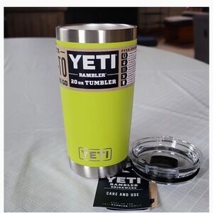 BRAND NEW Yeti Rambler 20 oz Tumbler in Bright Lime